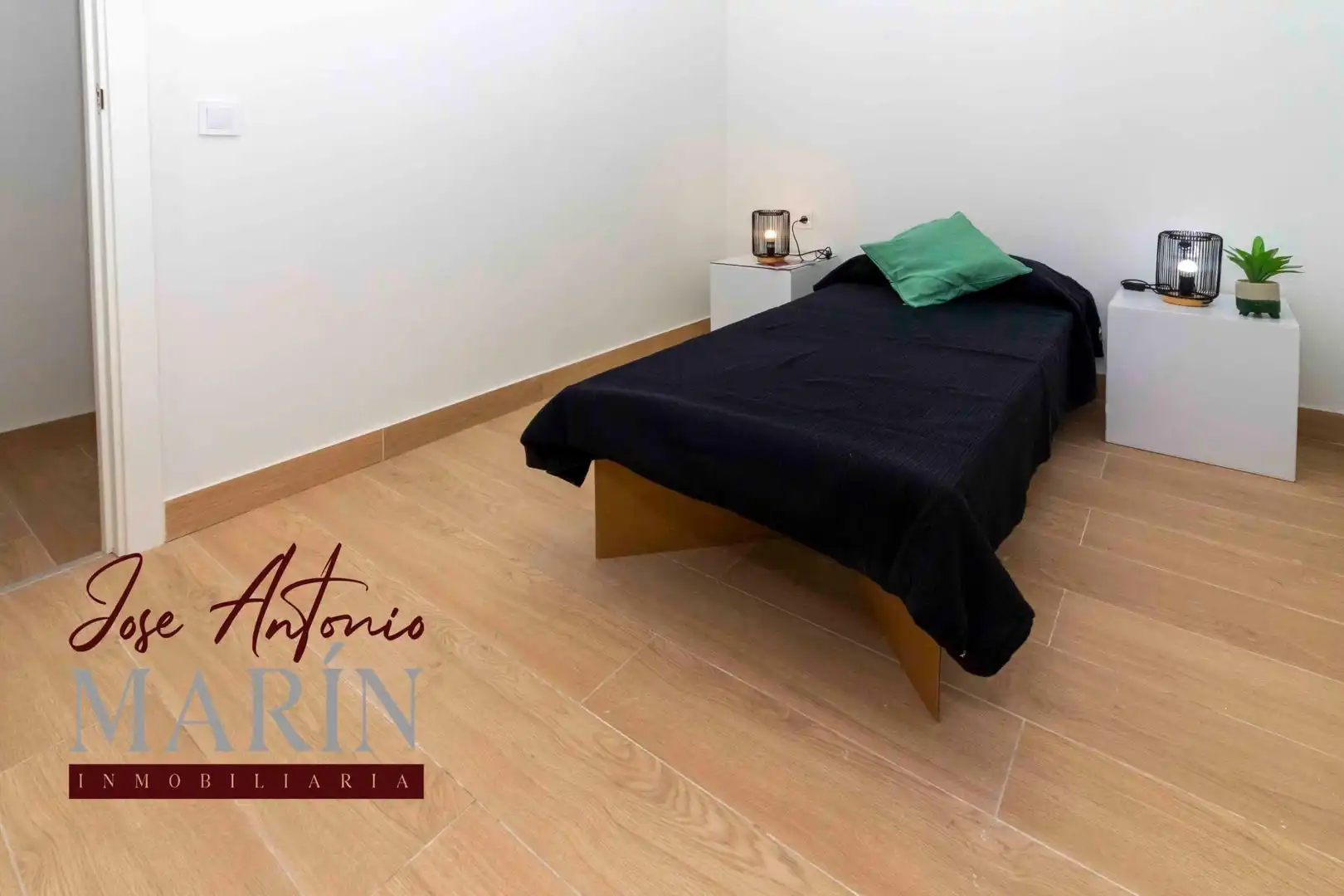 Bedroom of Flat for sale in Badajoz