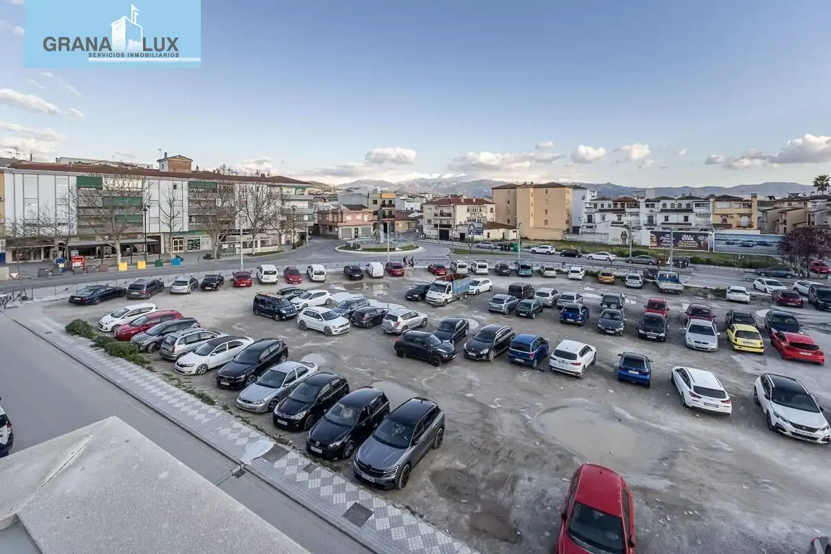 Parking of Houses for sale in Granada  with Air Conditioner, Heating and Terrace