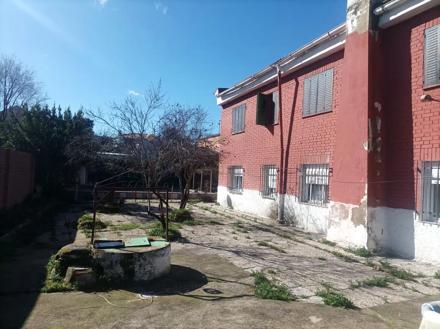 Vista exterior de Casa o chalet en venta en Escalona con Calefacción, Piscina y Amueblado