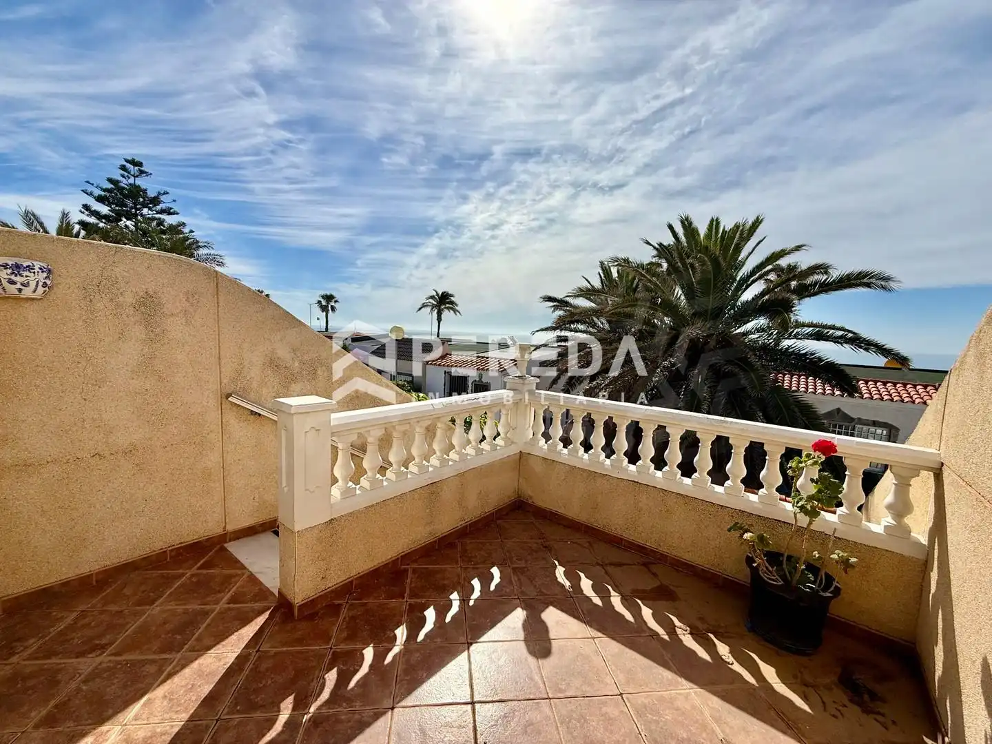 Exterior view of Houses for sale in Roquetas de Mar  with Terrace and Community pool