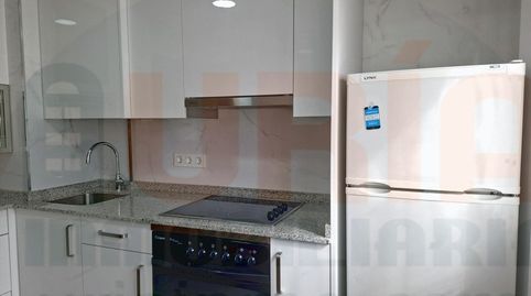 Foto 3 de Piso de alquiler en N/a, 3, Milán - Pumarín, Oviedo