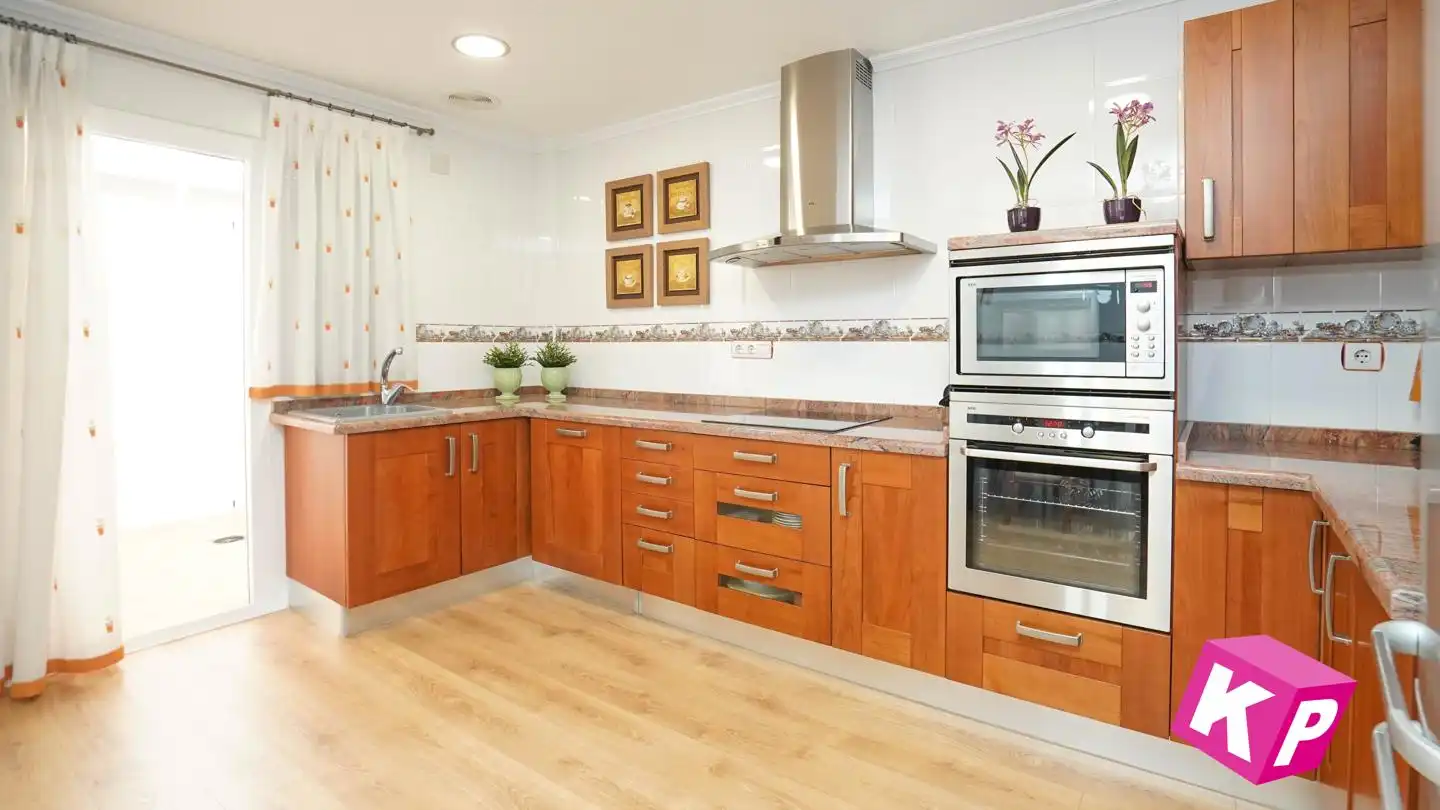Bungalow con piscina en venta en Calle Juan Gris, imagen 17