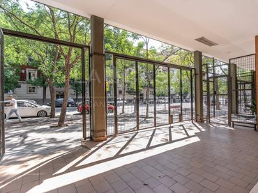 Business premises for sale in Ronda de Segovia