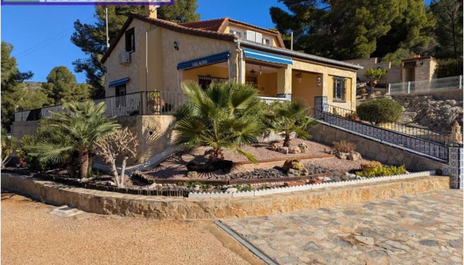 Photo 1 of Country house for sale in Petrer, Alicante