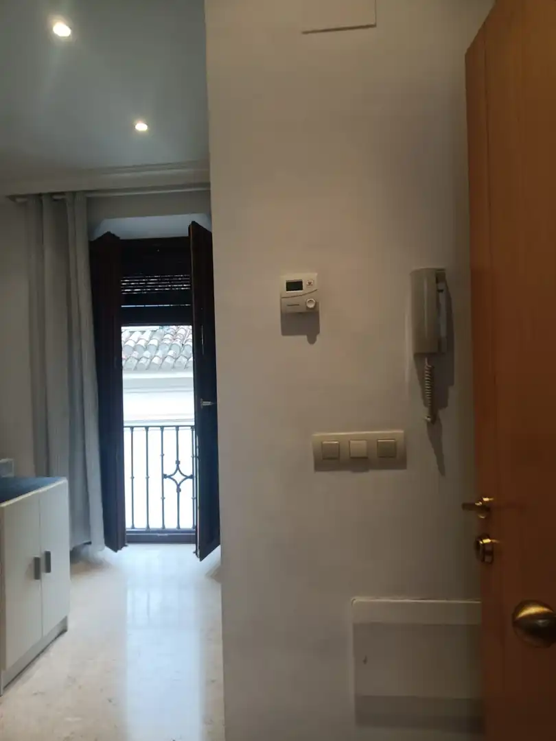 Dachboden zur Miete in Calle Santa Escolástica, San Matías - Realejo