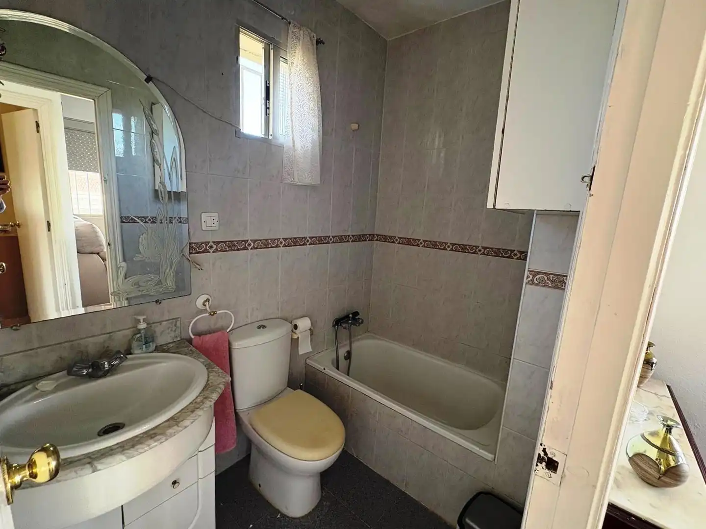 Bany de Casa o xalet en venda en Almensilla amb Piscina comunitària