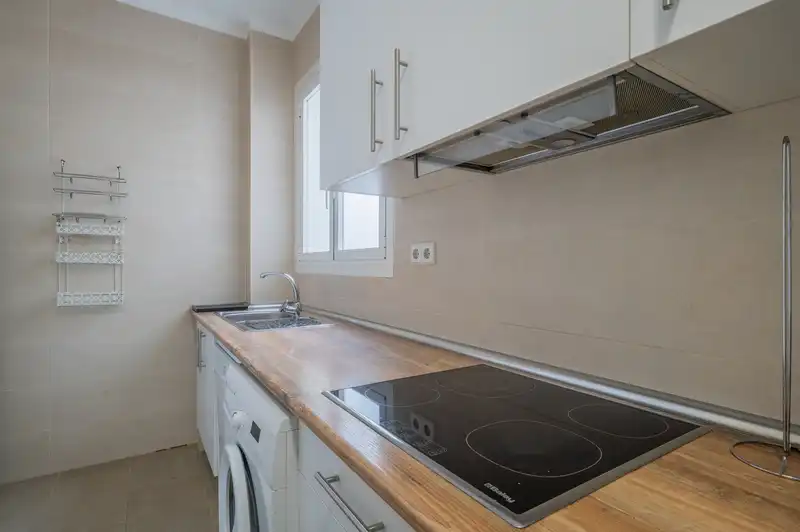 Küche von Wohnung zum Verkauf in Madrid mit Heizung, Terrasse und Möbliert