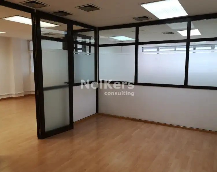 Oficina en venta en Vila de Gràcia