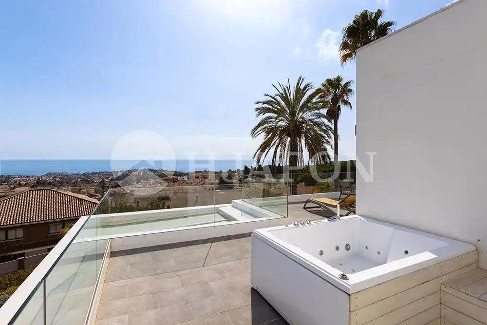 Terraza de Casa o chalet en venta en Alella con Aire acondicionado, Calefacción y Jardín privado