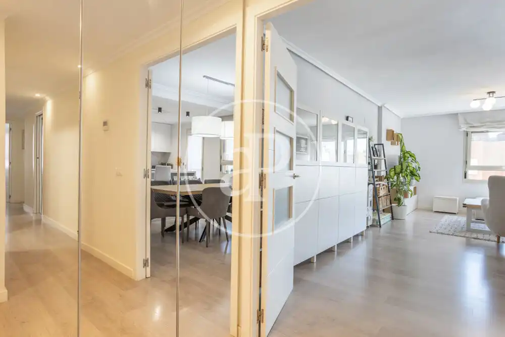 Flat for sale in Valencia  with Air Conditioner, Heating and Private garden