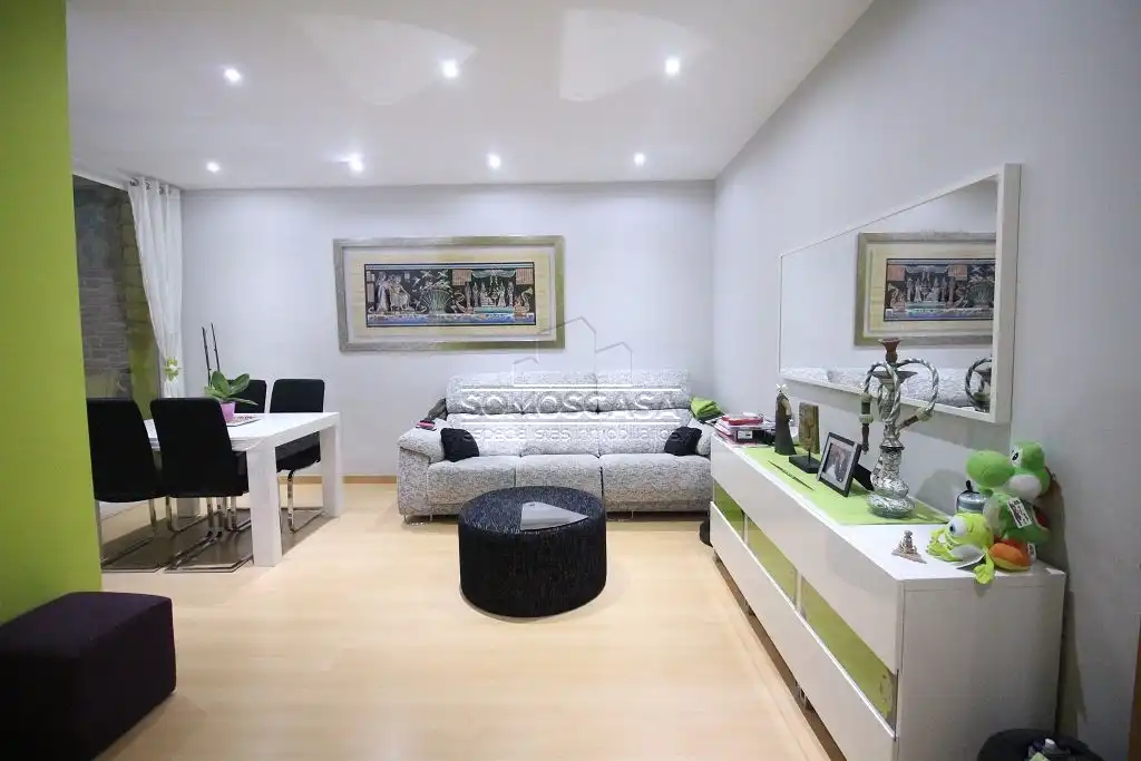 Piso en venta en Carrer de la Marina, El Parc i la Llacuna del Poblenou