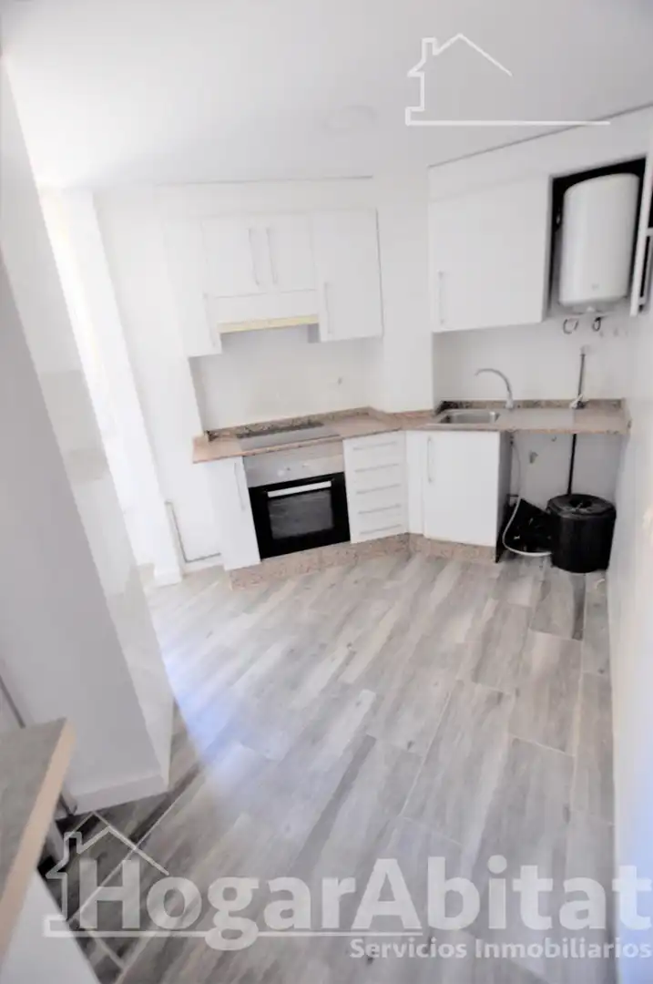 Kitchen of Flat for sale in Valencia