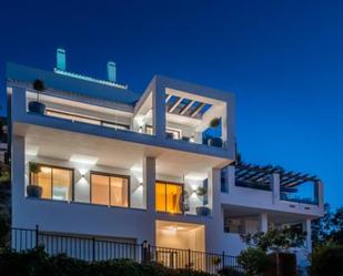 Vista exterior de Casa o xalet de lloguer en Marbella amb Aire condicionat i Terrassa