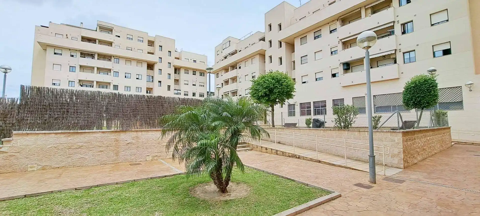 Vista exterior de Pis en venda en Jerez de la Frontera amb Aire condicionat, Terrassa i Traster