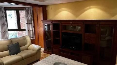 Foto 2 de Piso en venta en Feria,  Albacete Capital