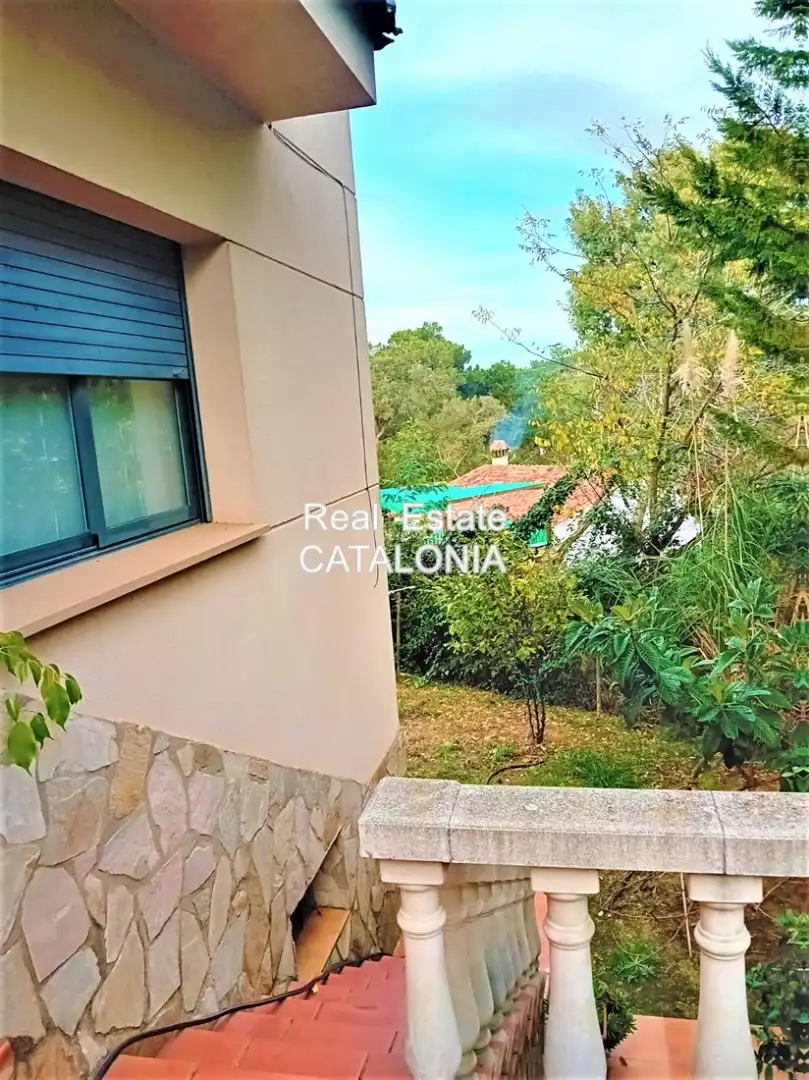 Vista exterior de Casa o xalet en venda en Lloret de Mar amb Calefacció, Jardí privat i Terrassa