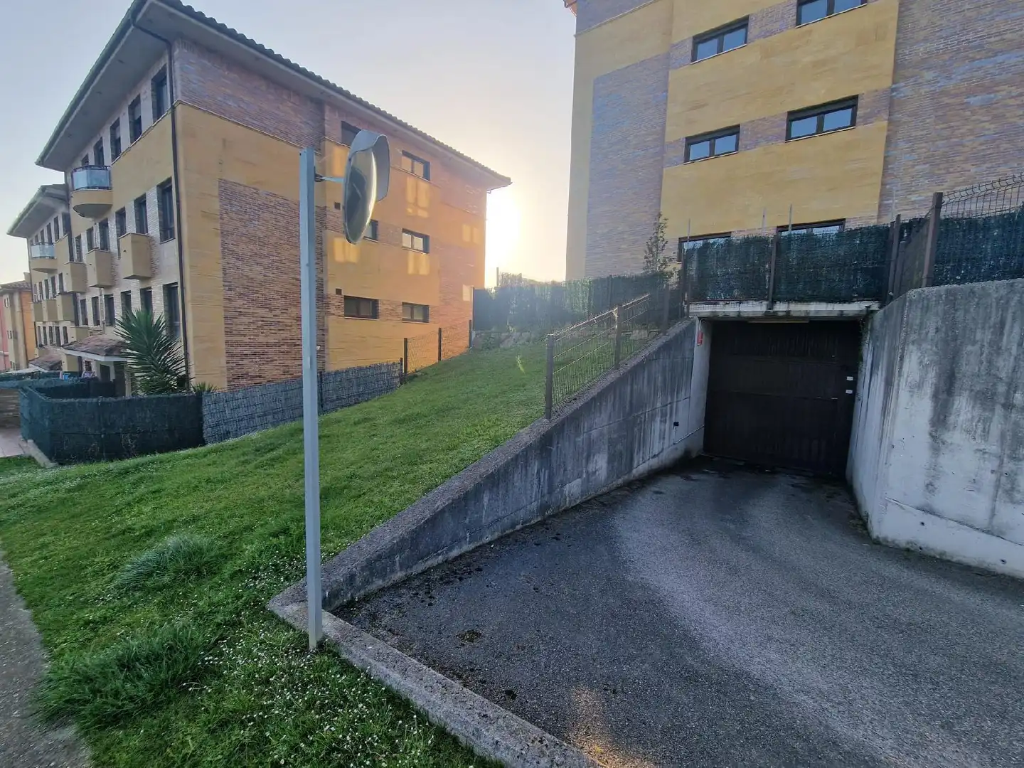 Einzelparkplatz mit Aufzug zum Verkauf in Llanera, imagen 3