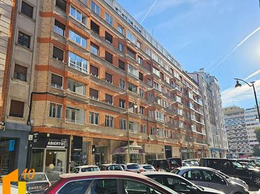 Pis amb ascensor en venda a Centro