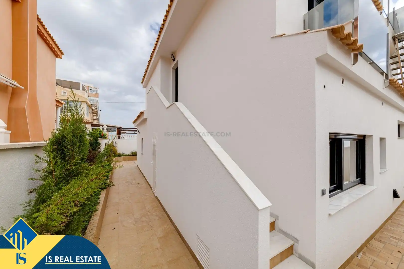 Chalet con jardín en venta en Playa de los Locos, imagen 8