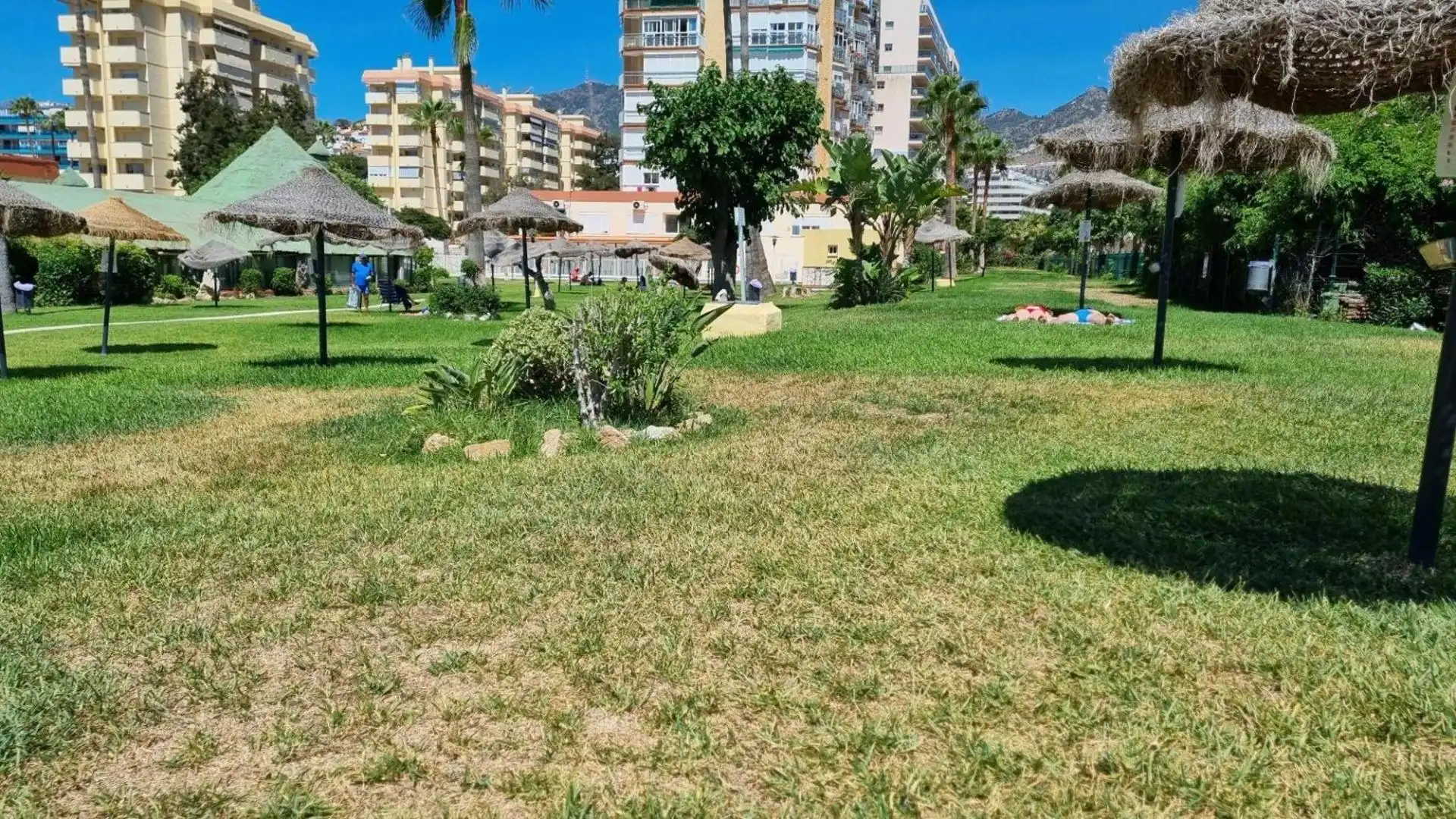 Garten von Wohnung zum Verkauf in Benalmádena mit Klimaanlage und Gemeinschaftspool