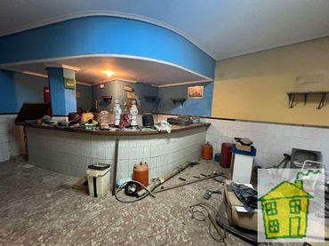 Local comercial en venda a Andújar