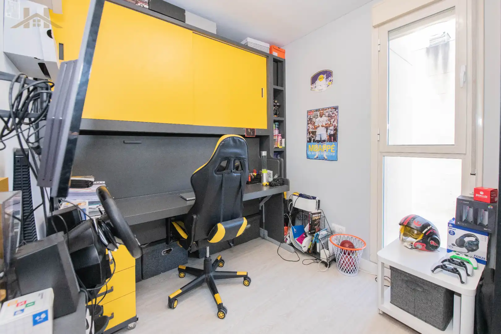 Bedroom of Flat for sale in Madrid  with Air Conditioner, Heating and Terrace