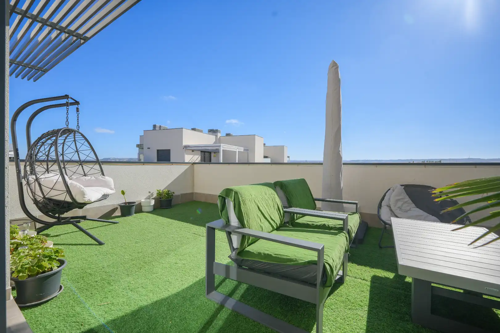 Terrasse von Dachboden zum Verkauf in Valladolid mit Klimaanlage, Heizung und Privatgarten