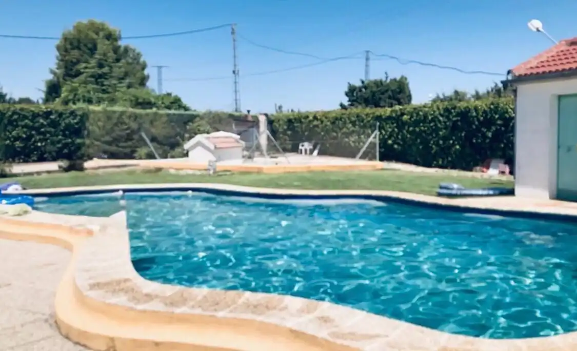 Piscina de Casa o chalet en venta en Úbeda con Aire acondicionado, Jardín privado y Trastero