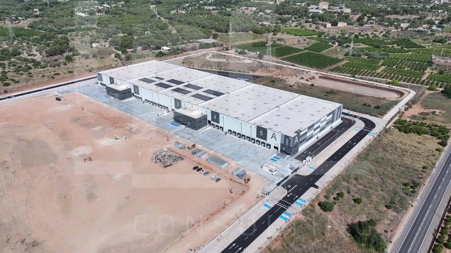 Fabrikhallen zur Miete in Bétera