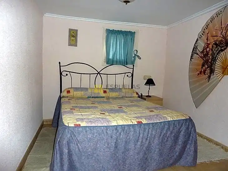 Dormitori de Casa o xalet en venda en Muro de Aguas amb Moblat i Balcó