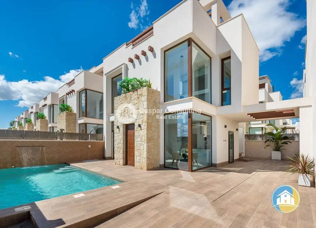 Chalet con piscina en venta en La Herrada, imagen 4