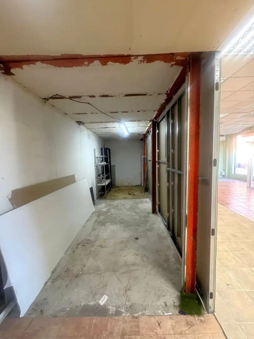 Gewerbefläche zum Verkauf in Villanueva de la Torre, imagen 7