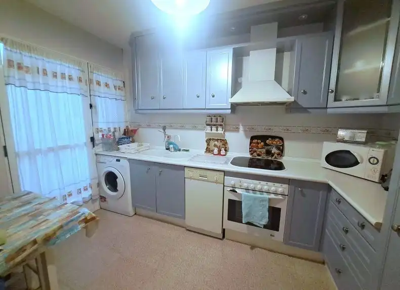 Flat with lift for sale in Valdepeñas, imagen 7