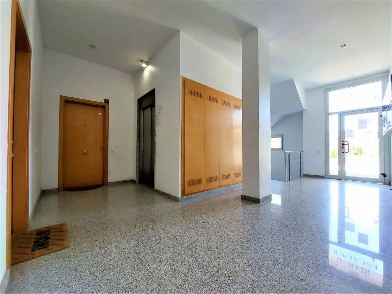 Piso de alquiler en Cubelles con Aire acondicionado, Calefacción y Jardín privado