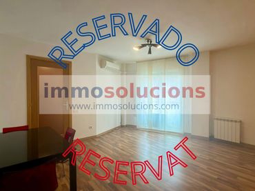 Piso con balcón en venta en Carrer de Monistrol
