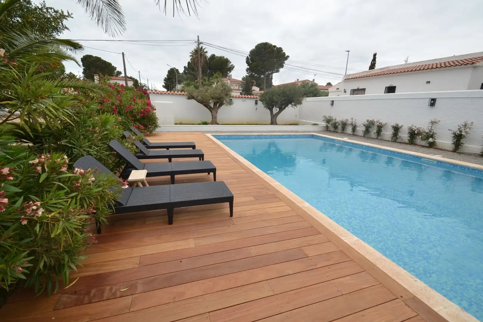 Piscina de Casa o xalet en venda en Mont-roig del Camp amb Aire condicionat, Calefacció i Jardí privat