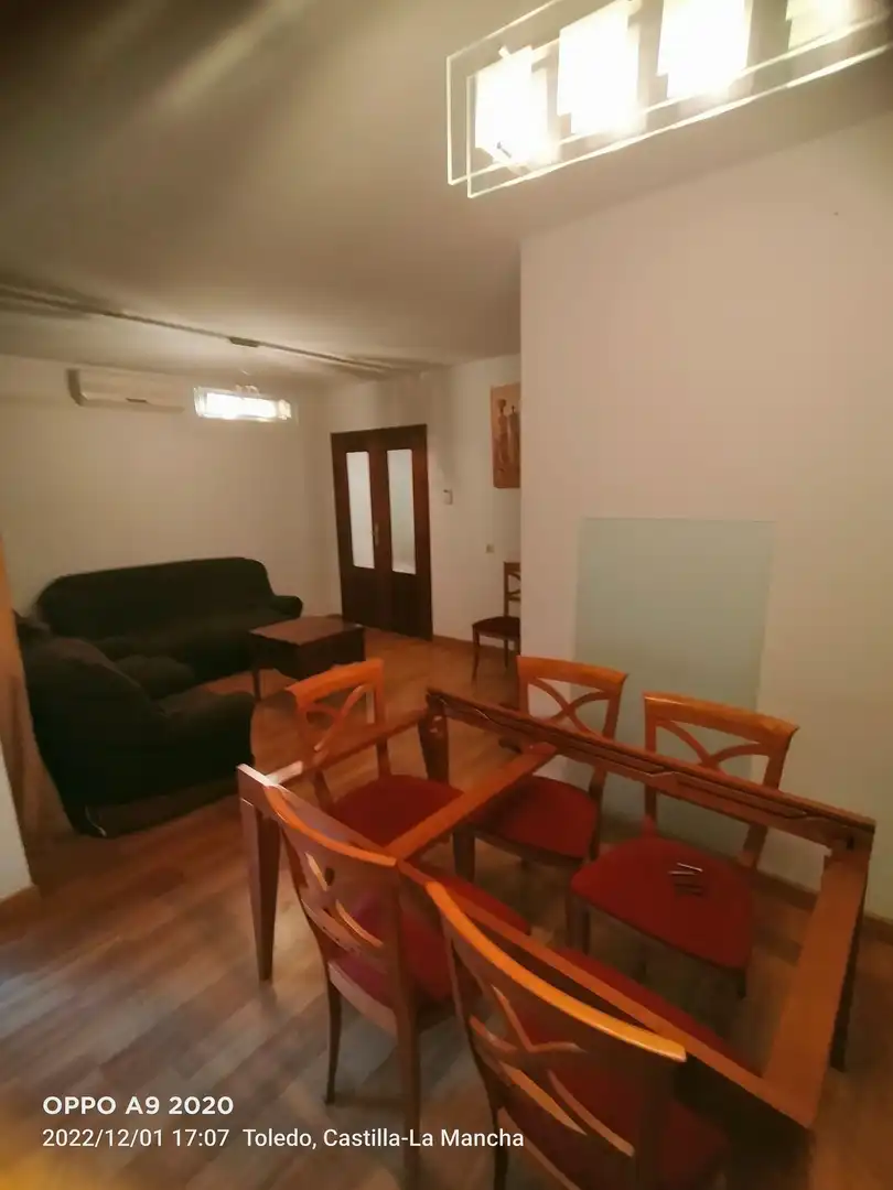 Sala de estar de Piso de alquiler en Toledo con Aire acondicionado, Calefacción y Jardín privado