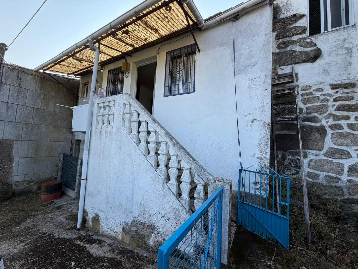 Exterior view of Detached homes for sale in A Cañiza    with Private garden and Furnished