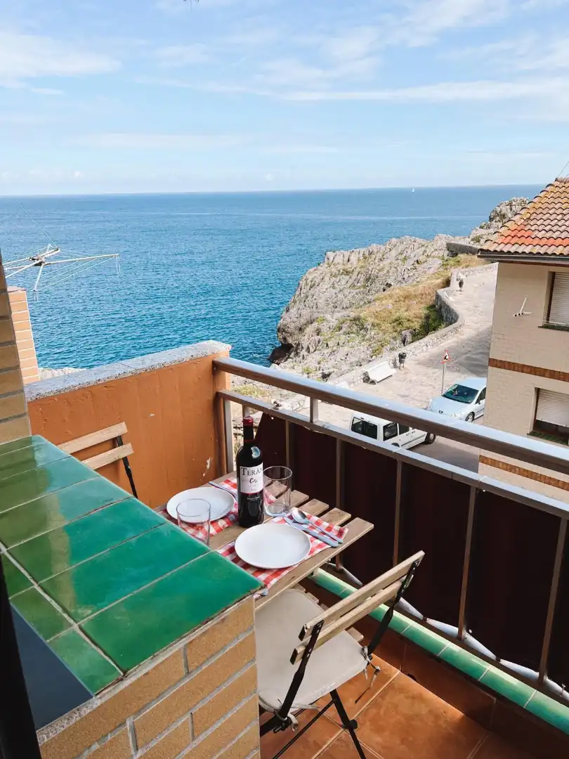 Balcony of Flat for rent in Castro-Urdiales  with Heating, Terrace and Furnished
