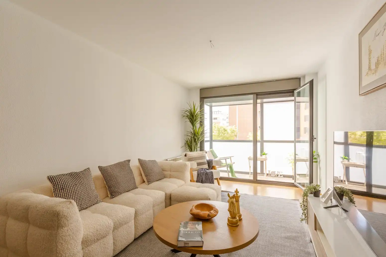 Piso con terraza en venta en Nuevo artica - LEONOR DE AQUITANIA 18, imagen 9