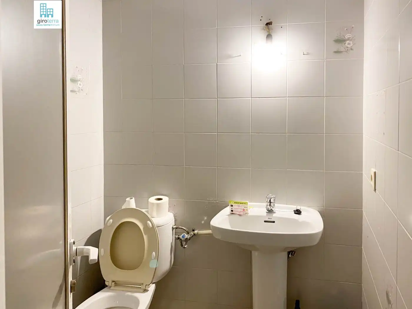 Badezimmer von Geschaftsraum zur Miete in Blanes