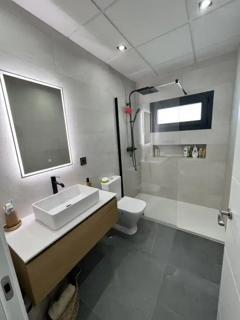 Baño de Casa o chalet de alquiler en Sanlúcar de Barrameda con Aire acondicionado, Jardín privado y Trastero