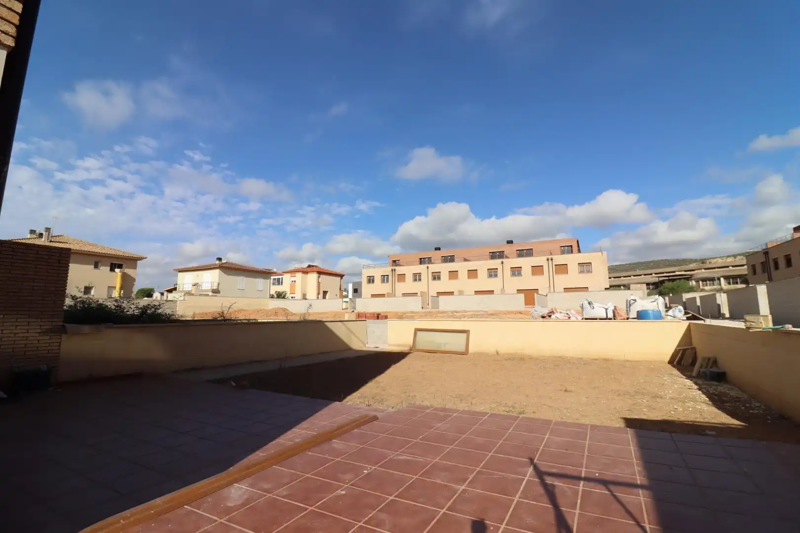 Casa adosada en venta en Calle Montserrat Roig, Ulldecona