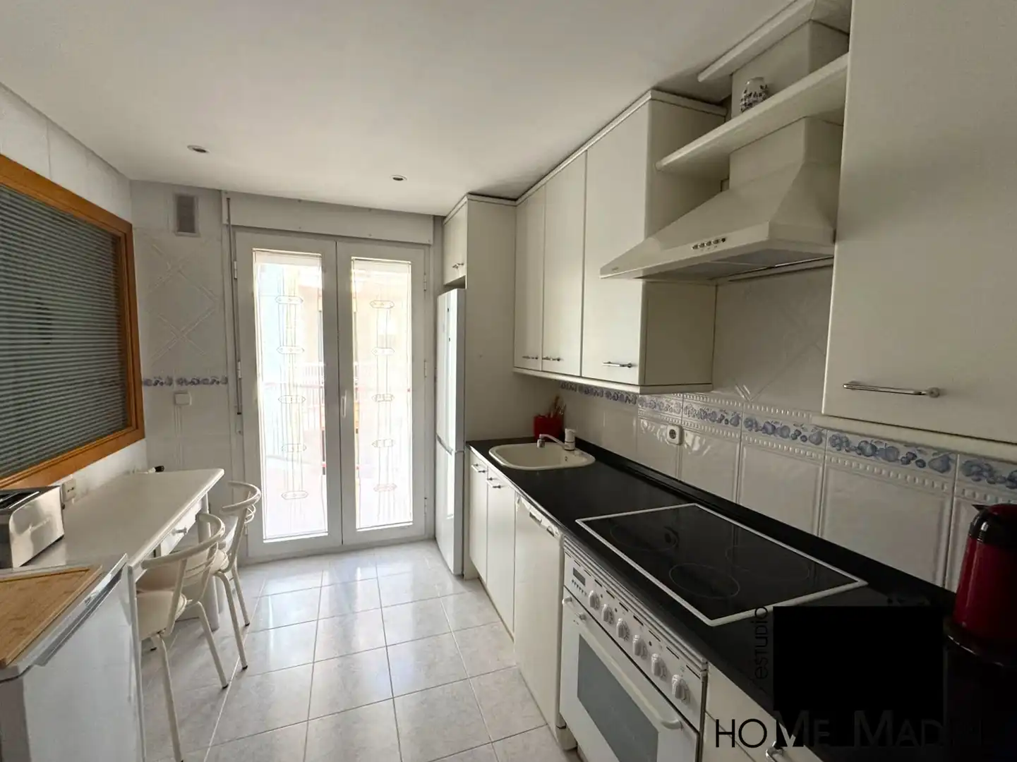 Cocina de Piso en venta en Madrid con Aire acondicionado, Calefacción y Jardín privado