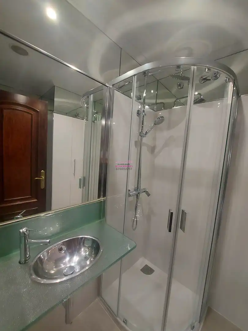 Flat for rent in Praza Francisco Fernández del Riego, 11, Plaza España - Corte Inglés