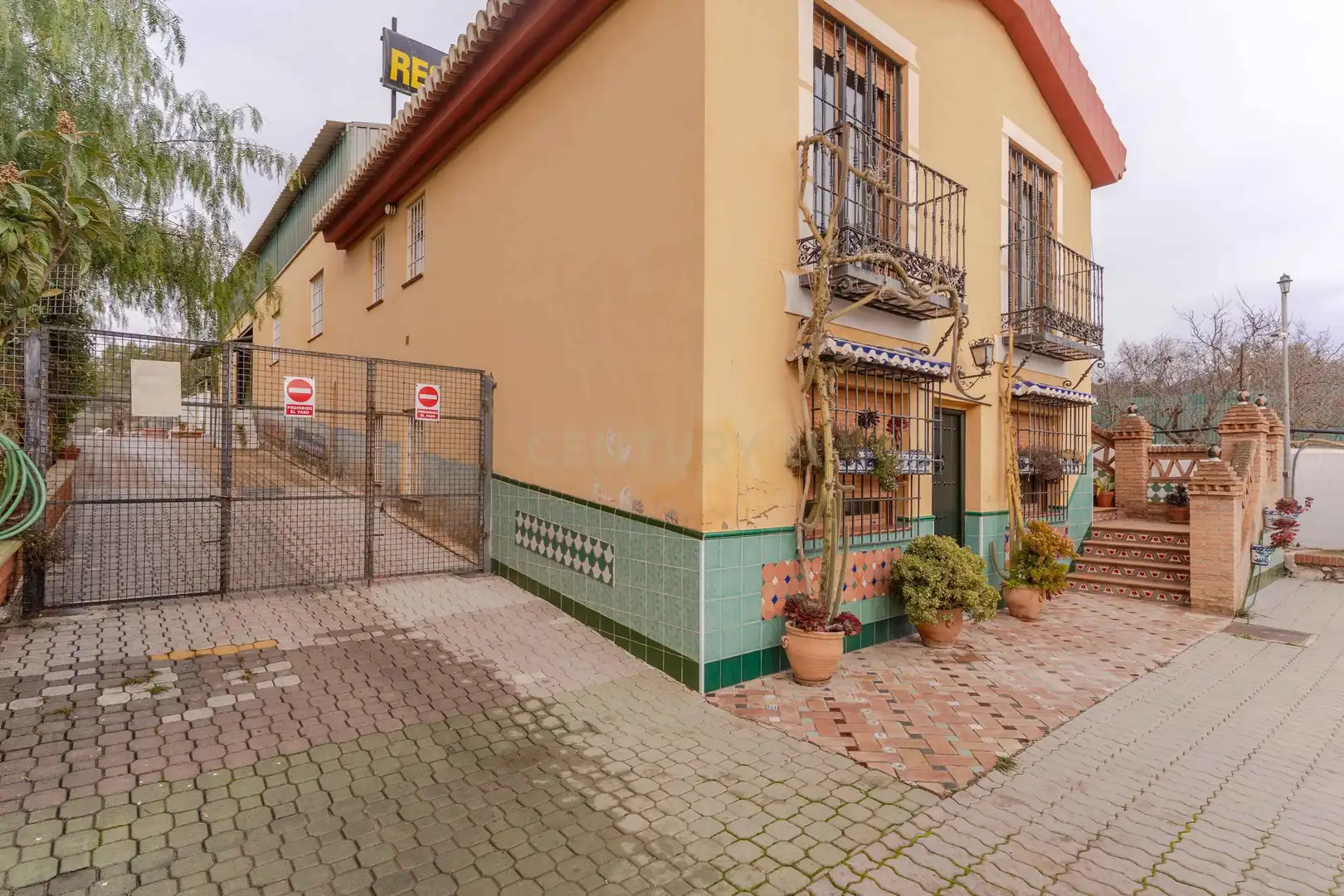 Vista exterior de Casa o chalet en venta en Dúrcal con Jardín privado