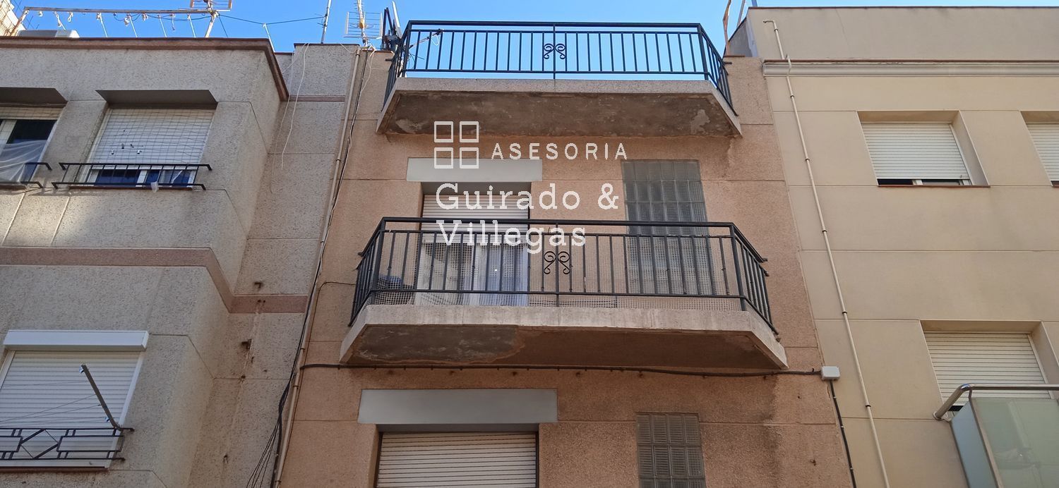 Casa adosada en venda a calle ANTONI BOTEY, Sant Crist