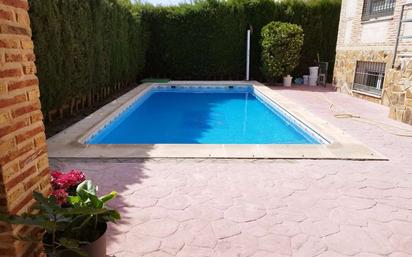 House or chalet for sale in Cobisa
