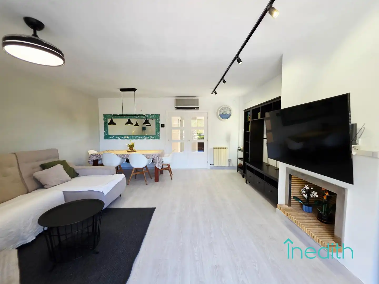 Living room of Detached homes for sale in Castelldefels  with Heating, Private garden and Terrace