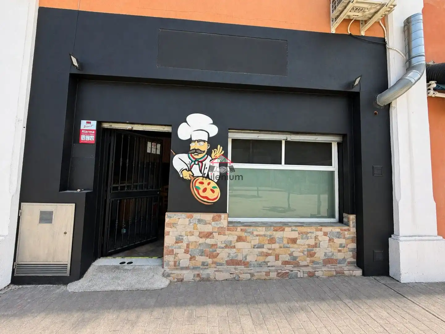 Local en venta en Algeciras con Aire acondicionado y Alarma